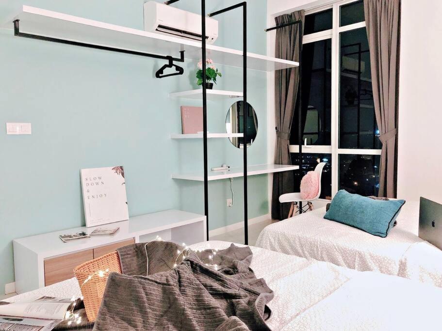 Morning Tiffany / Opposite Imago / Kk Center Apartemen *